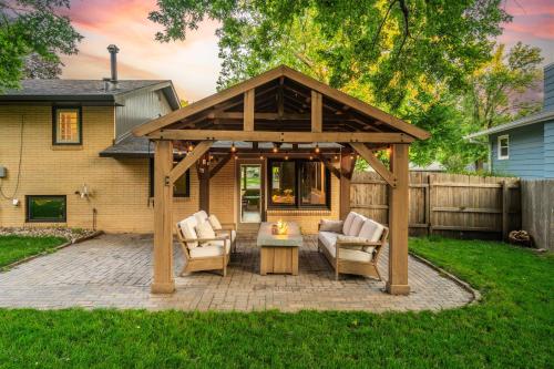 Brick House — 4-Star Luxury Hotel in Sioux Falls, United States