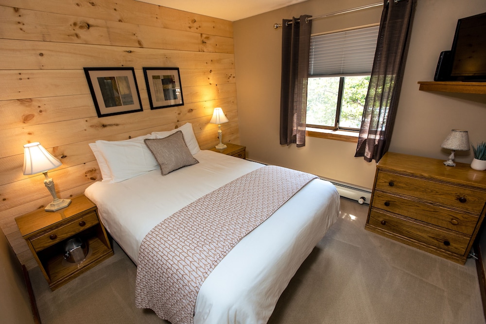 Snowed Inn - photo 10