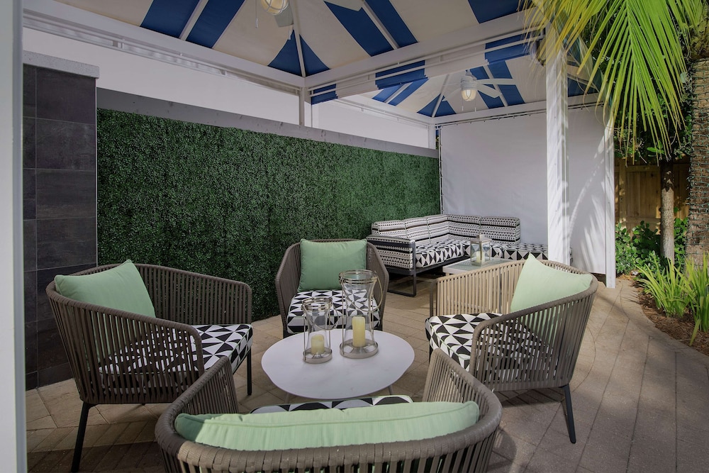 Hilton Garden Inn Miami Brickell South - photo 33