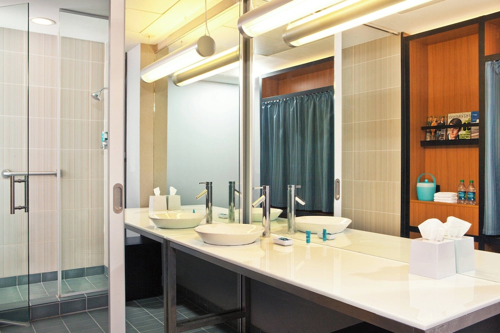 Aloft Chesapeake - photo 16