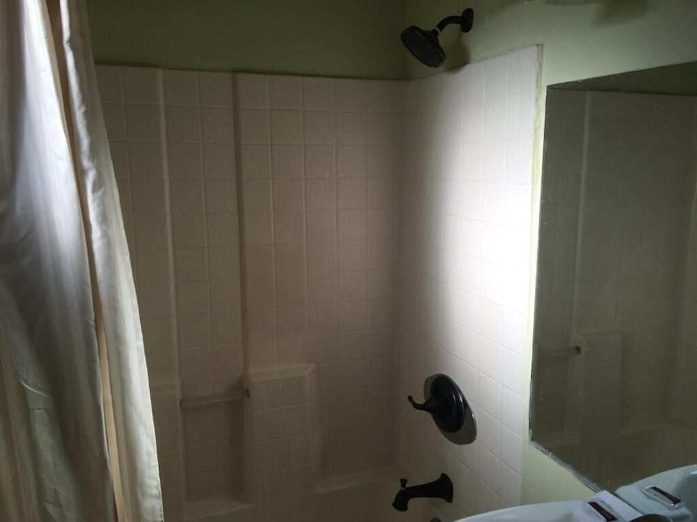 Budget Inn and Suites El Centro - photo 19
