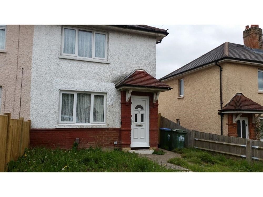 Oceana Serviced Accommodation Alder Road in Southampton, United Kingdom