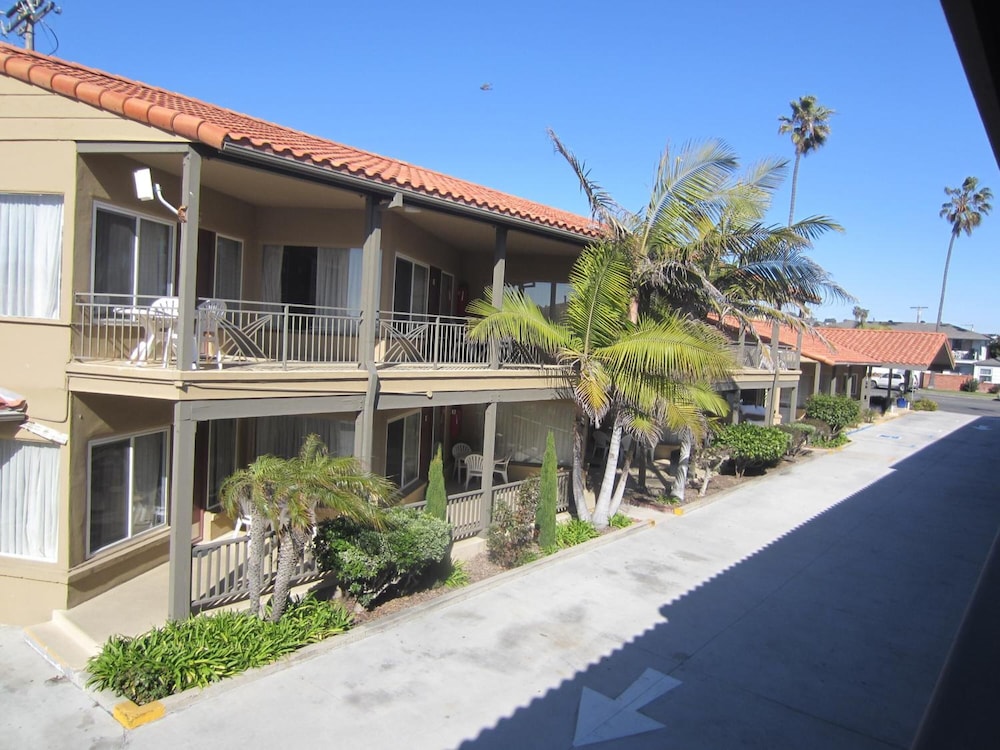 Pacific Shores Inn on Pacific Beach - photo 35