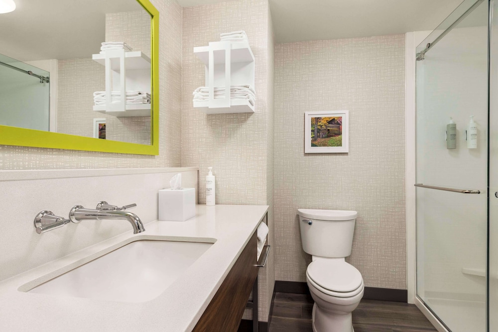 Hampton Inn Quakertown - photo 18