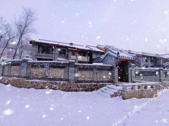 Dongli Lotus courtyard - last minute hotel in Beijing