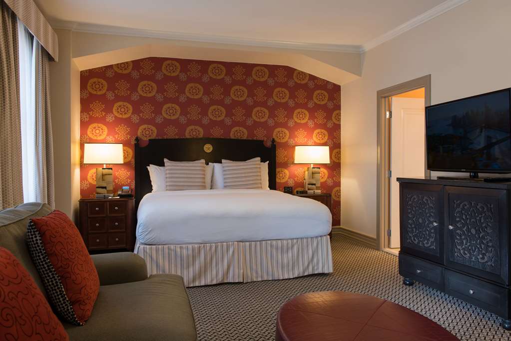 The Stephen F Austin Royal Sonesta Hotel - photo 16