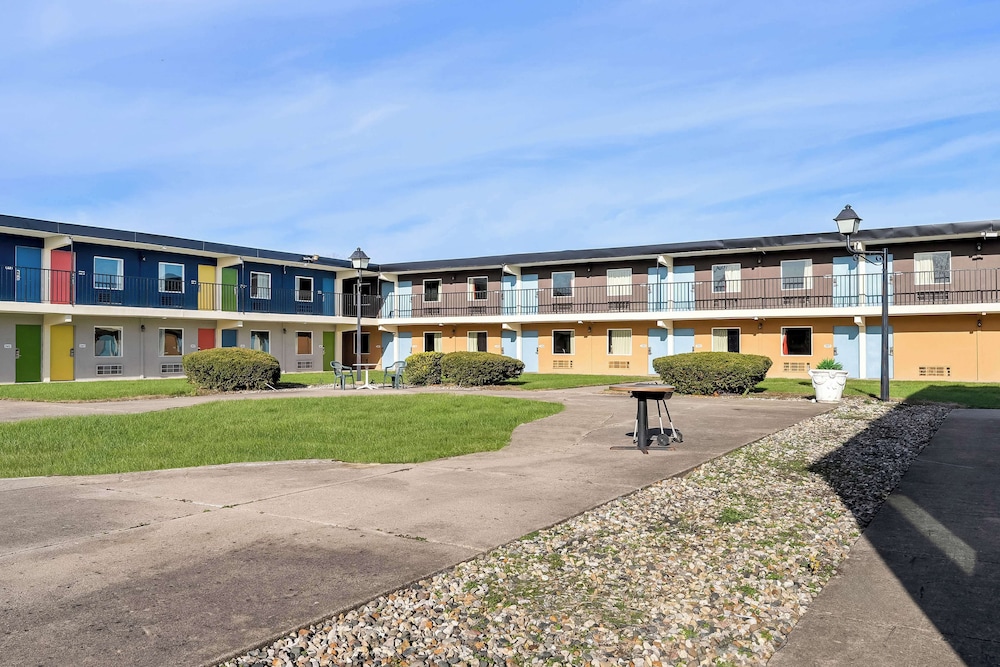 Americas Best Value Inn Danville IL in Danville, United States