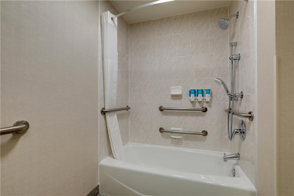 Drury Inn & Suites Dayton North - photo 37