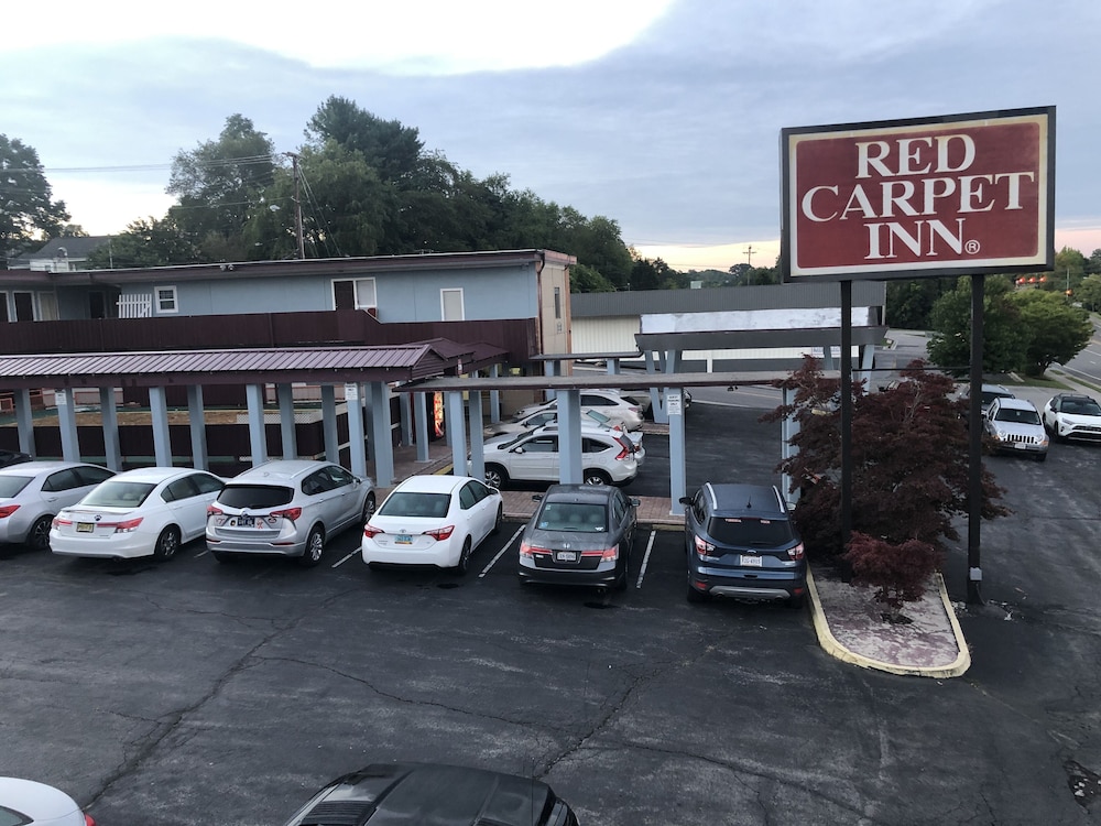 Red Carpet Inn Blacksburg - photo 15