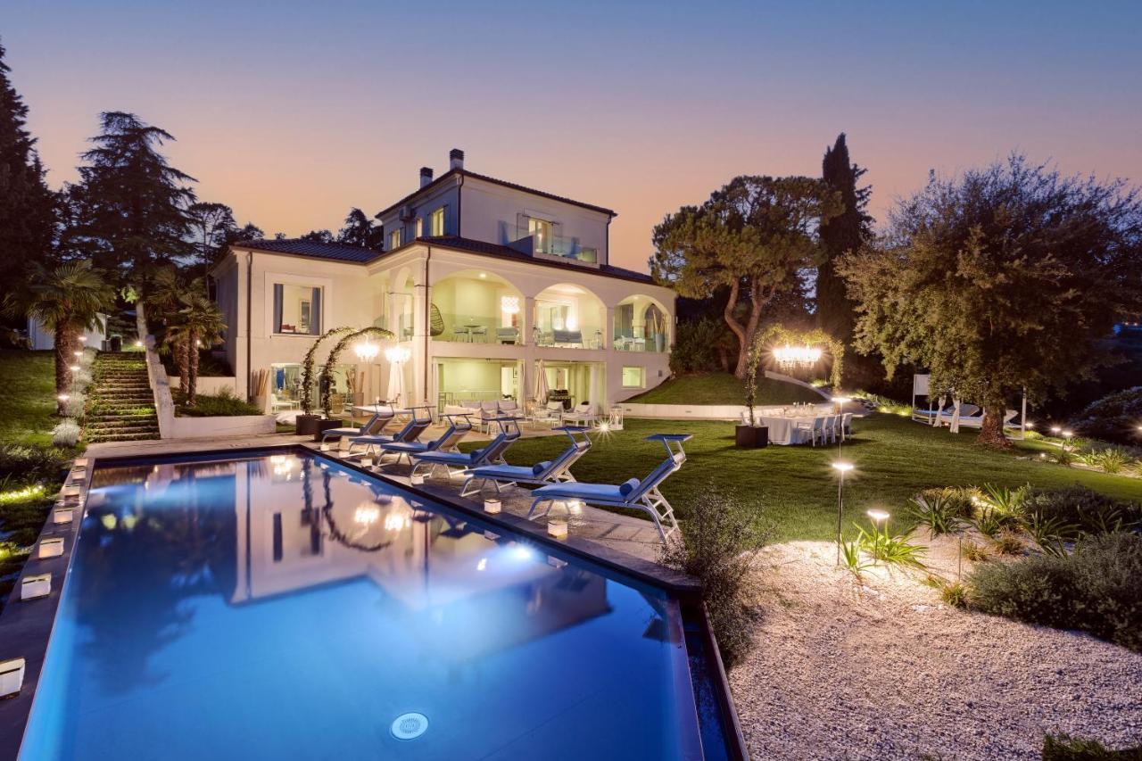 Villa Belvedere — 4-Star Luxury Hotel in Bertinoro, Italy