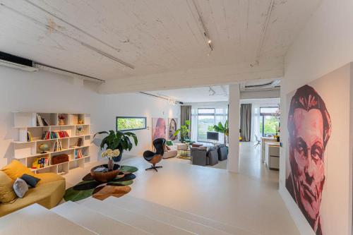 Flexible SelfCheckIns 140 The most Luxurious Villa with Private pool in Zagreb — 4-Star Luxury Hotel in Zagreb, Croatia