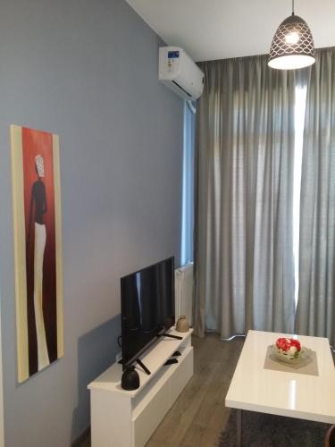 GG Home new cozy 2 bedroom apartment on 16th floor