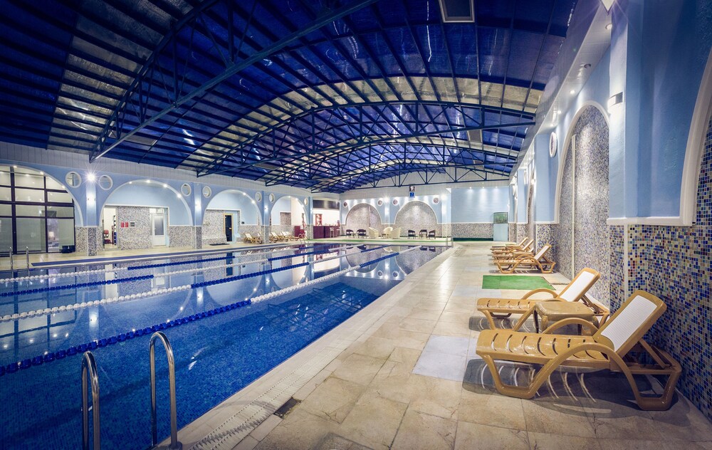 Golden Palace Hotel — 4-Star Luxury Hotel in Baku, Azerbaijan
