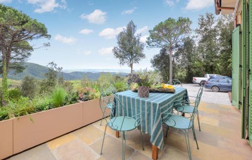 Cozy Home In Sassetta — 4-Star Luxury Hotel in Sassetta, Italy