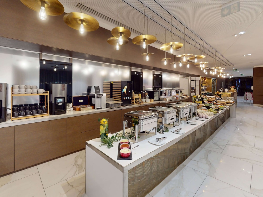 מזון ומשקאות