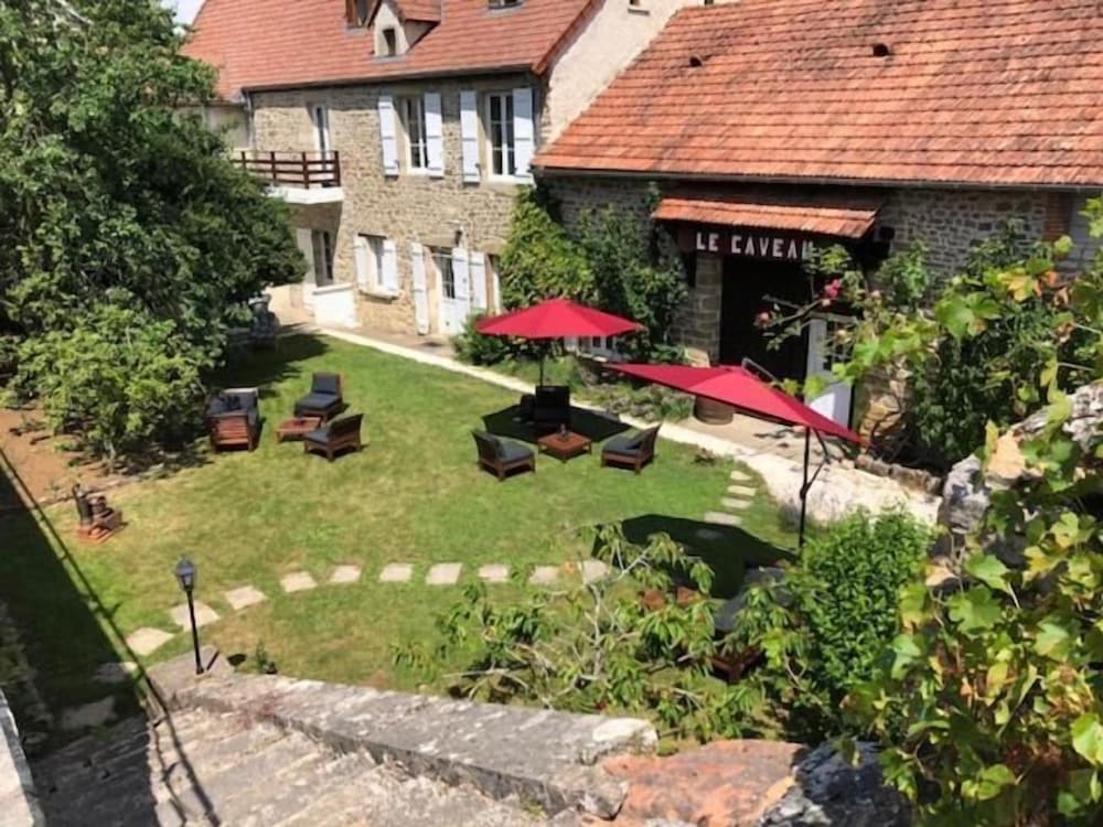 Suites du Domaine de Vandenesse & Spa — Chateauneuf — photo 2