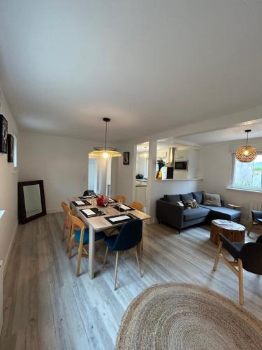 Dans Le Petit Bourg — hotel in Santec