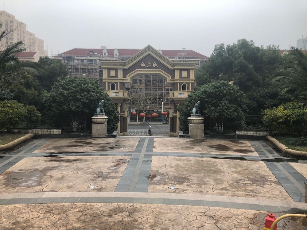Pinkhostelling laternational - carbon neutral hotel in Shanghai
