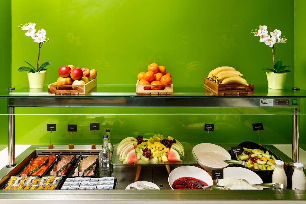 מזון ומשקאות