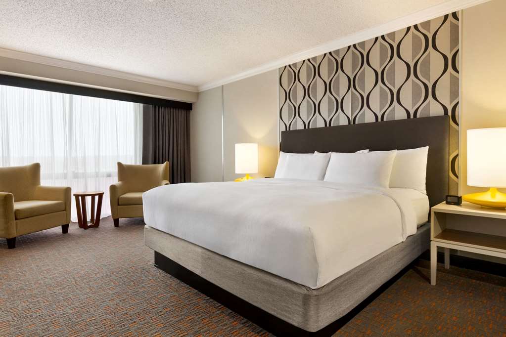 Wyndham Fort Smith City Center - photo 28
