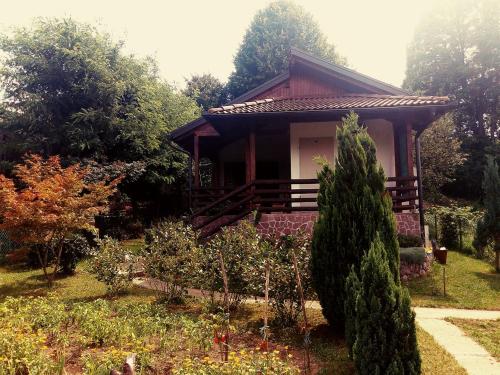 Sunny Paradise - carbon neutral hotel in Bihac