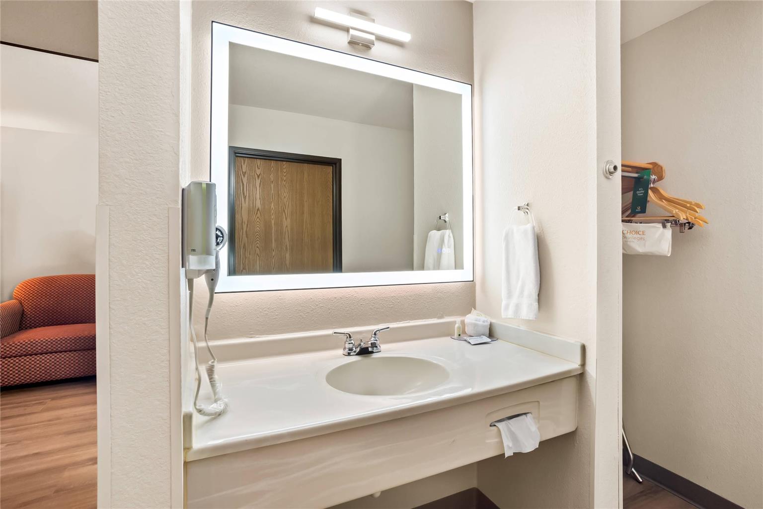 Quality Inn Port Orchard - photo 57