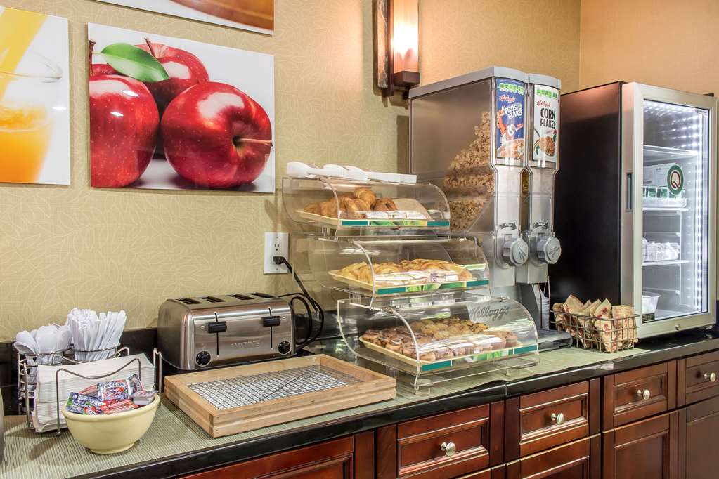 Quality Inn near Mountain Creek - photo 32