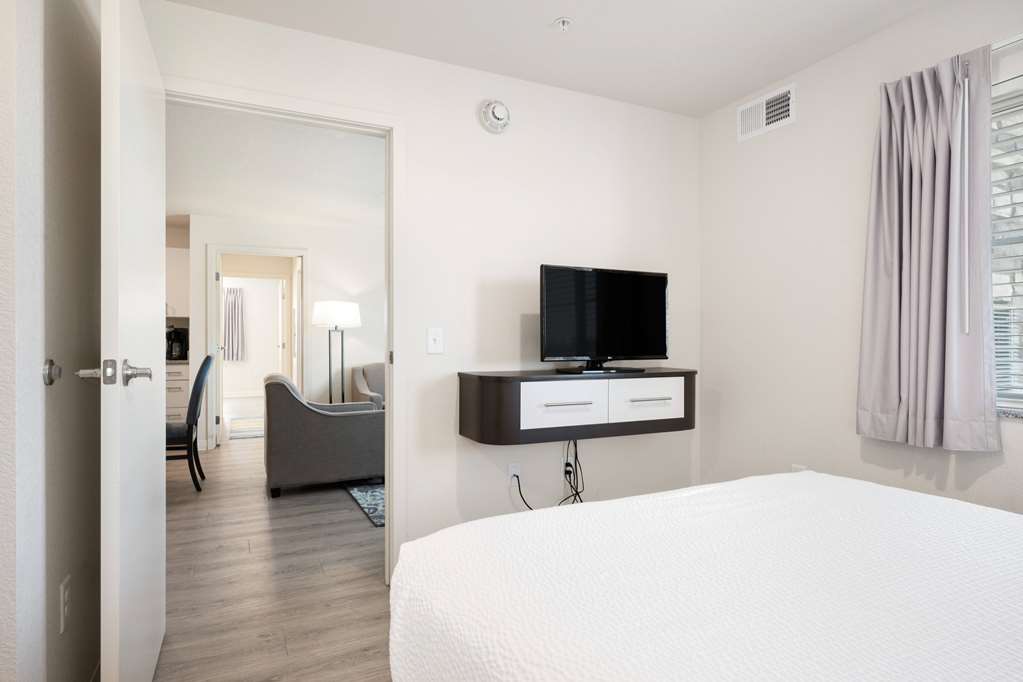 WaterWalk Extended Stay by Wyndham Minneapolis Plymouth - photo 39