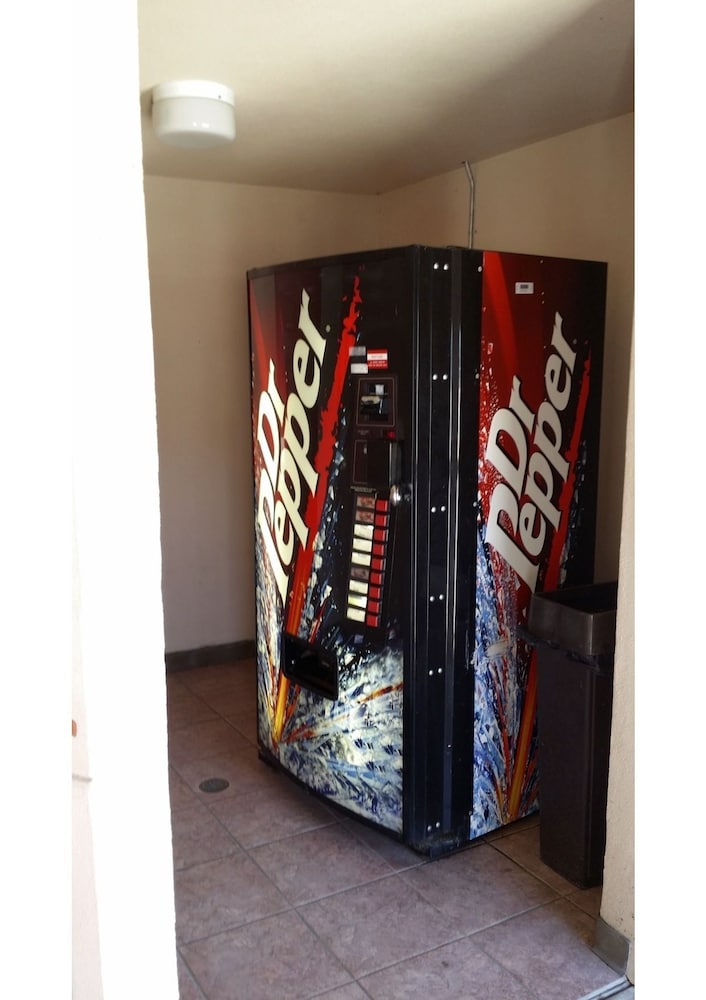 Cajun Inn - photo 12