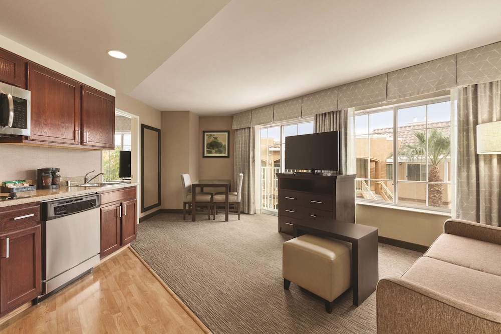 Homewood Suites by Hilton La Quinta - photo 14