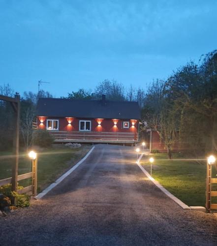 Peaceful space in the midst of forest pet-friendly hotel Naesum