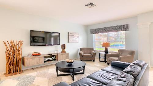 Sunset Getaway Highland View Private Pool SPA And Movie Room - photo 35