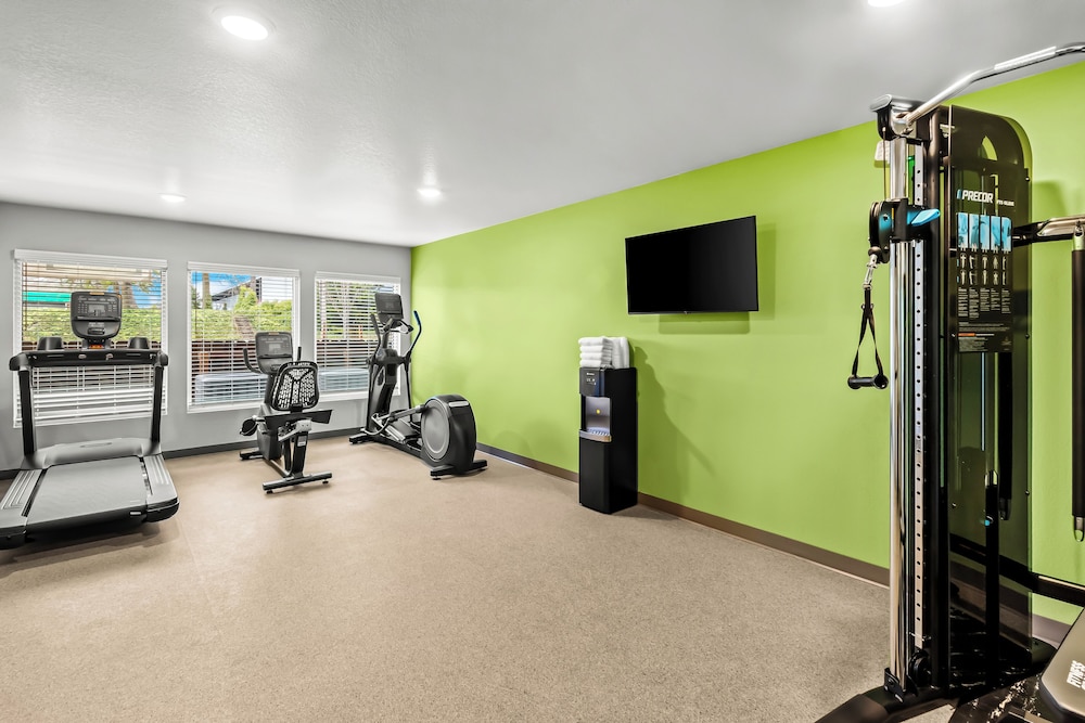 WoodSpring Suites Beaverton Portland West - photo 28