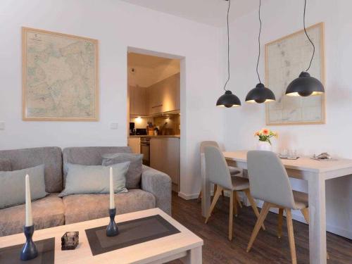 Ohlerich Speicher 4 26 — 4-Star Luxury Hotel in Wismar, Germany
