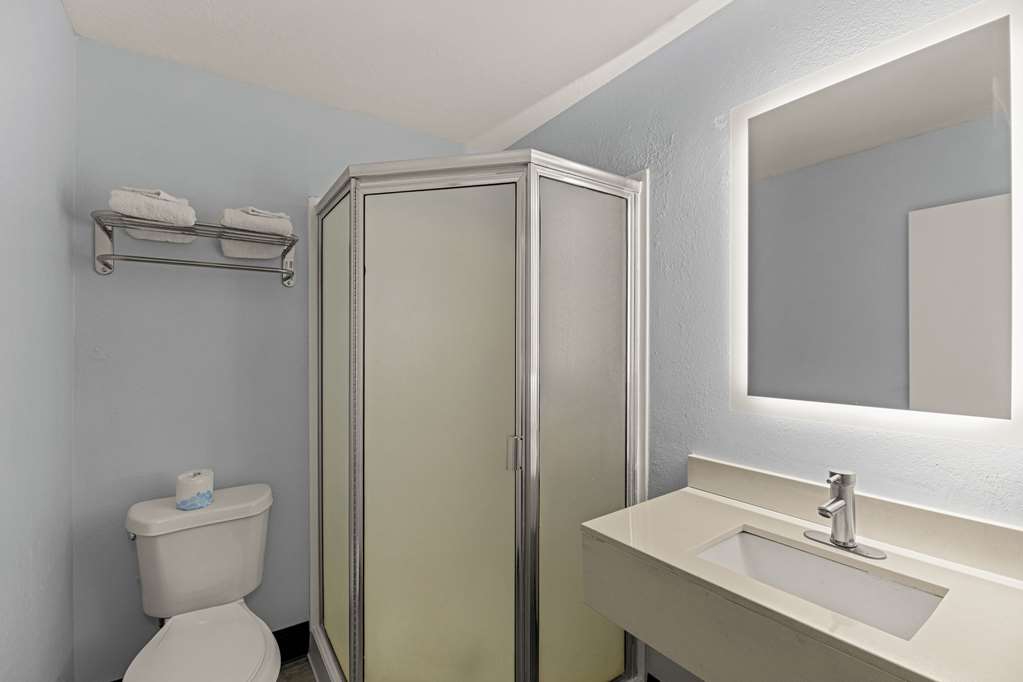 Rodeway Inn Midland South - photo 25
