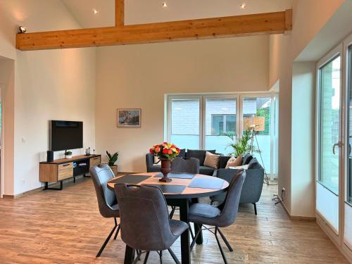 Nordsee Park SK 29 Watt'n Villa 4 — 4-Star Luxury Hotel in Varel, Germany
