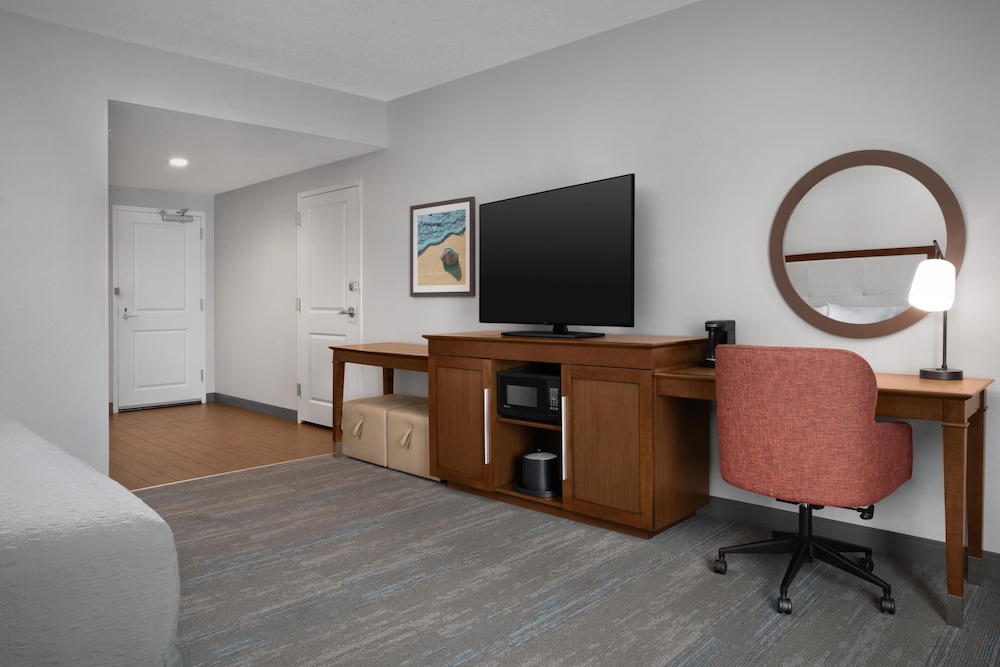 Hampton Inn & Suites Vero Beach Downtown - photo 20