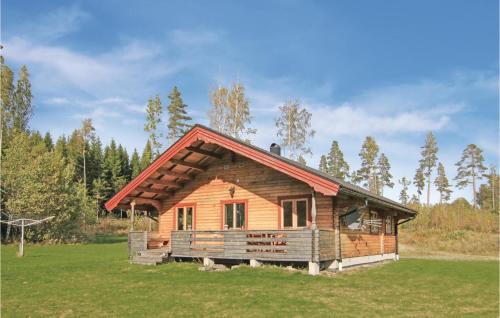 4 Bedroom Lovely Home In Åsensbruk — 4-Star Luxury Hotel in Mellerud, Sweden