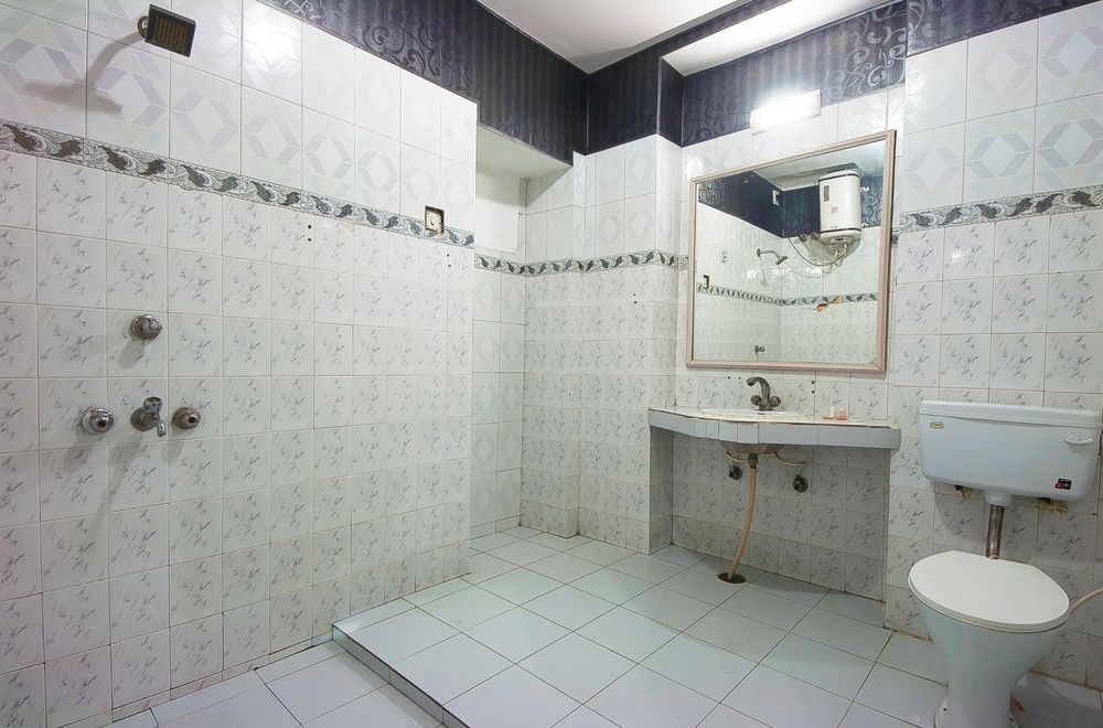 Hotel Basera