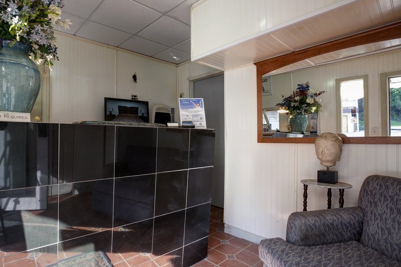 Americas Best Value Inn Highland Poughkeepsie - photo 4