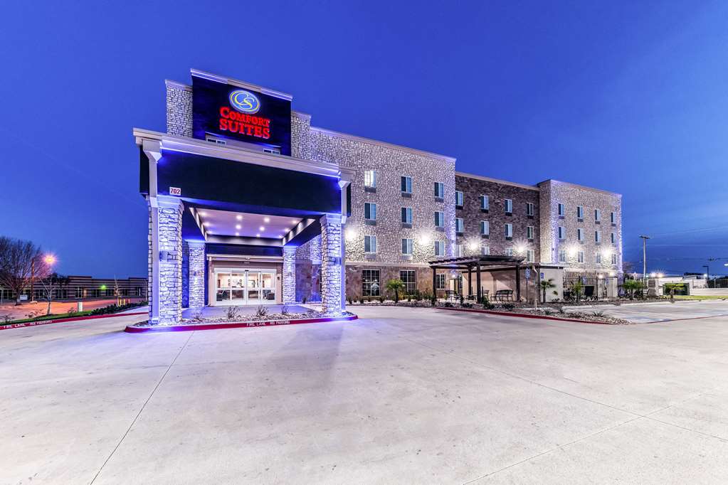 Comfort Suites Grand Prairie Arlington North - photo 7