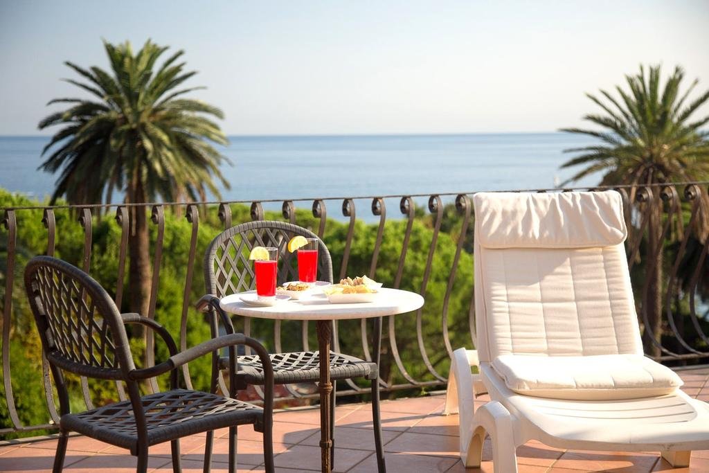Hotel Villa Flora in Bogliasco, Italy