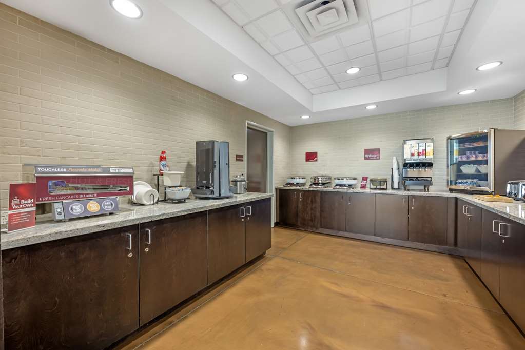 Best Western Plus Lakeview Hotel - photo 37