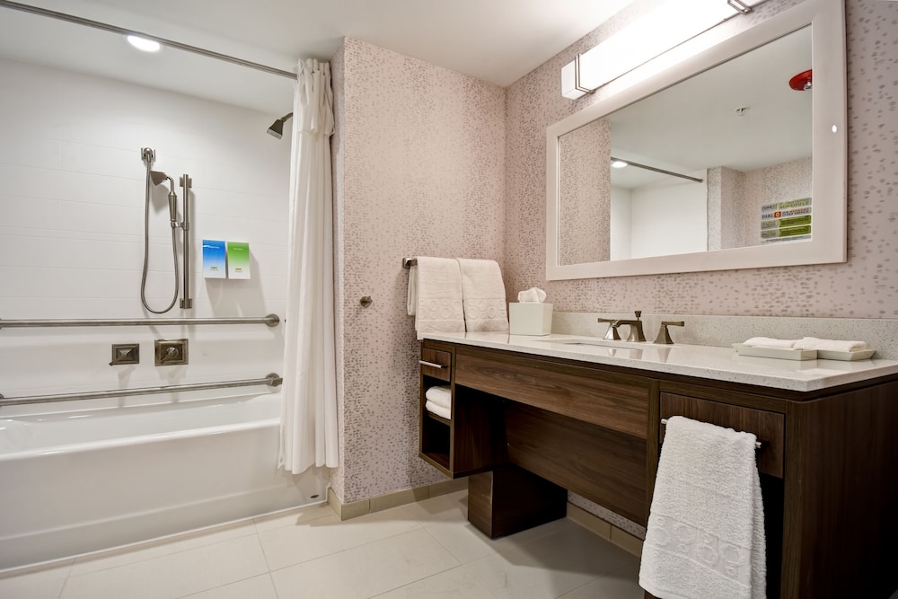 Home2 Suites by Hilton Walpole Foxboro - photo 20