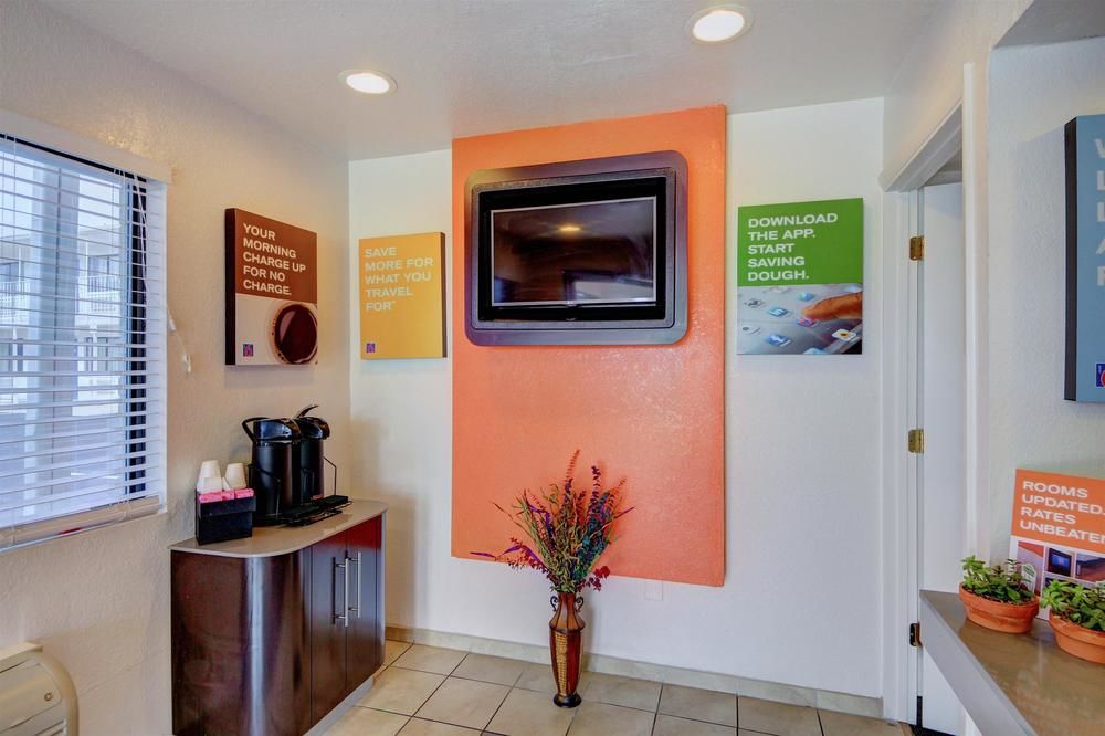 Motel 6 Oklahoma City Airport - photo 5