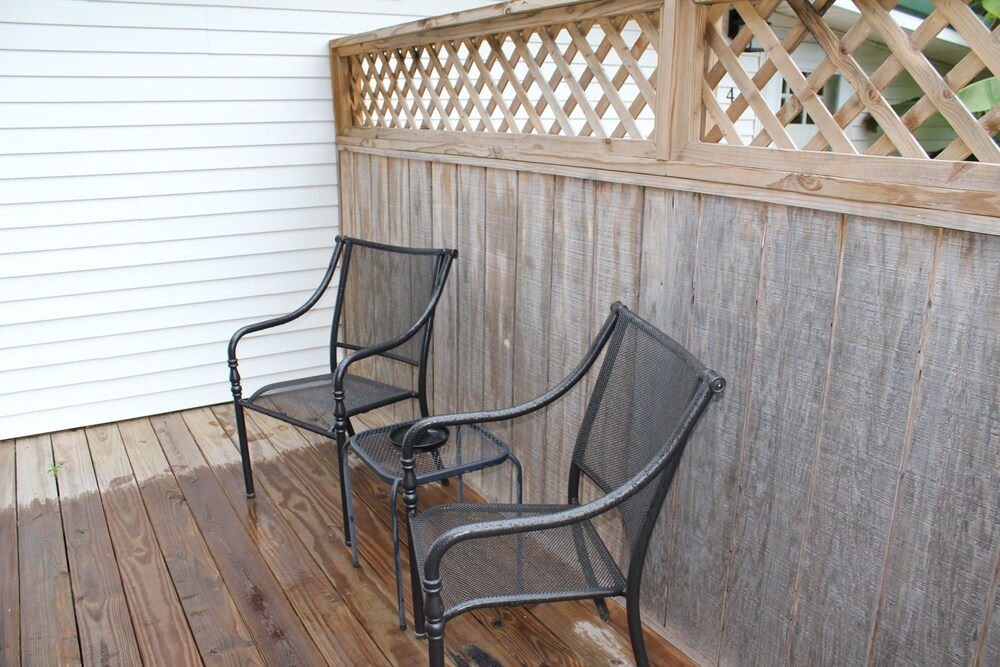 Shawnee Trails Lodging and Suites - photo 23