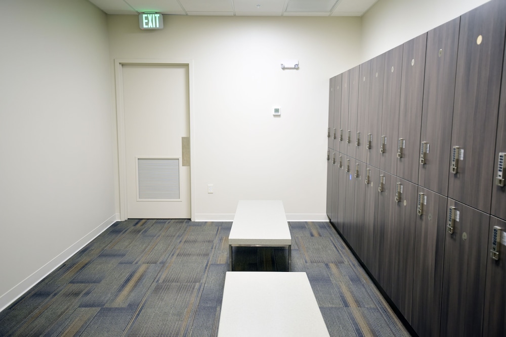 DoubleTree By Hilton Baltimore North Pikesville - photo 36