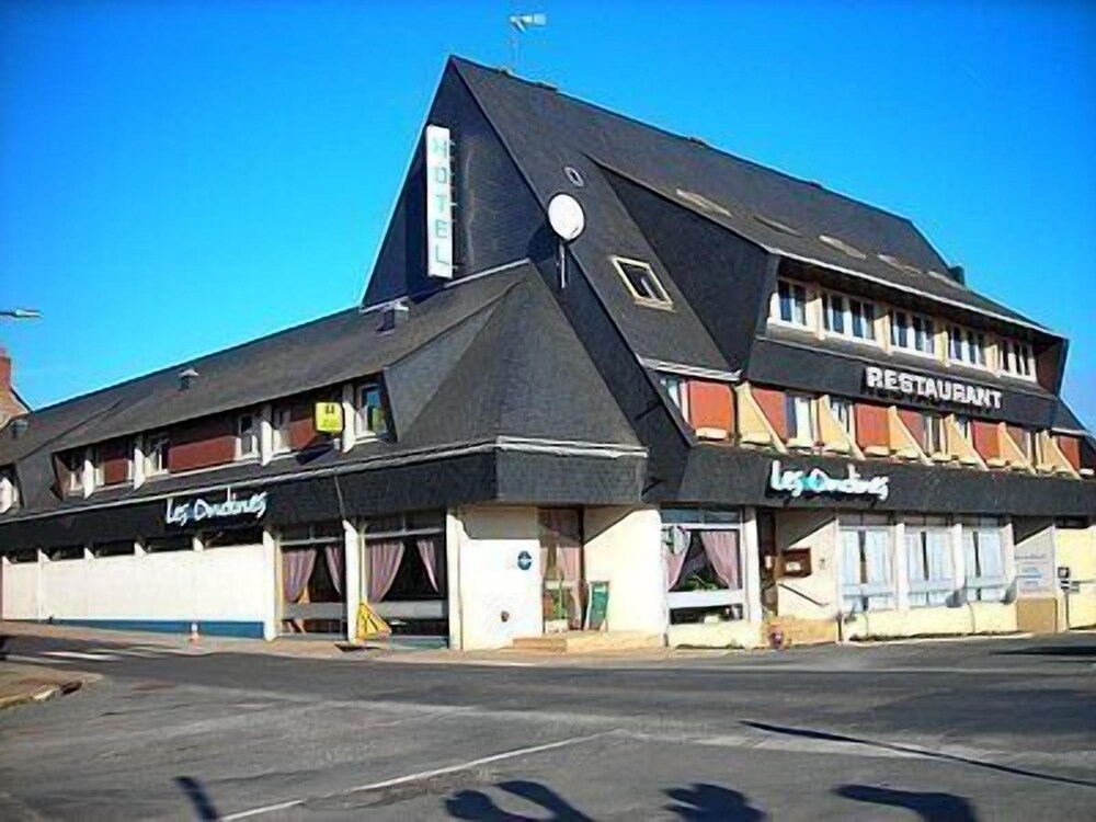 Les Ondines — hotel in Chateauneuf-Sur-Sarthe