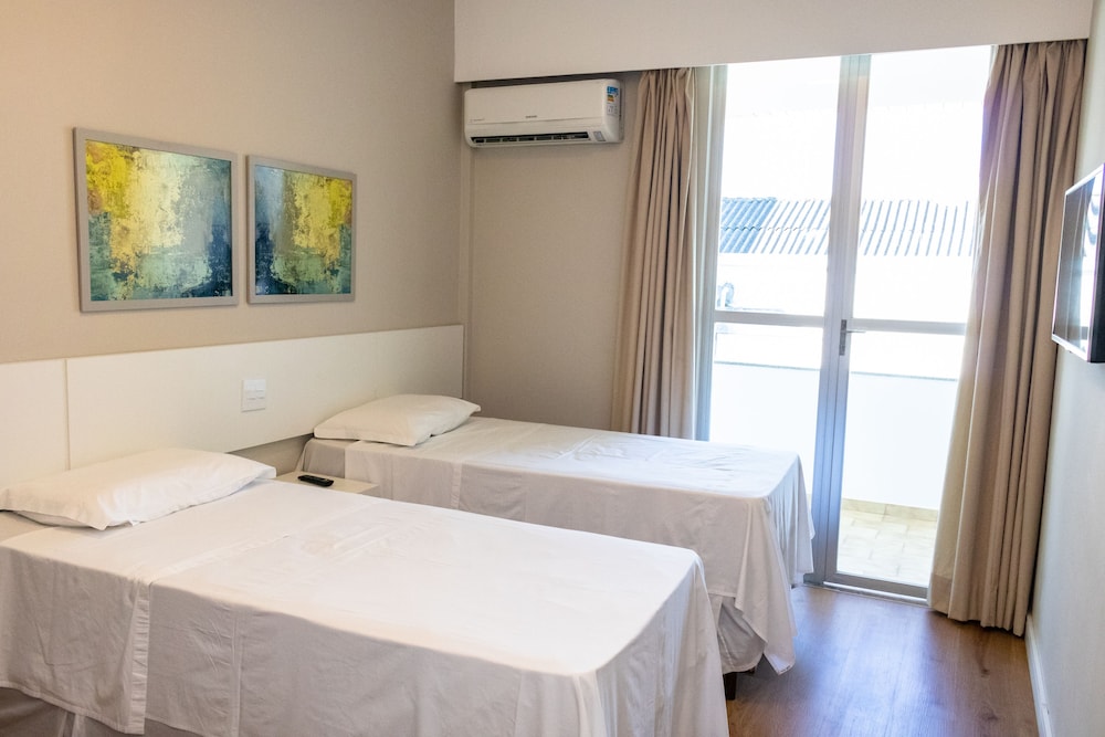 Antonius Imperial Hotel — Santo Antonio De Jesus