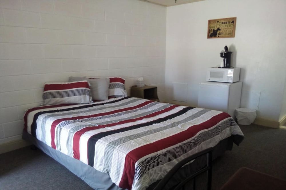 Love Hotels Murdo by OYO on Interstate 90 - photo 9